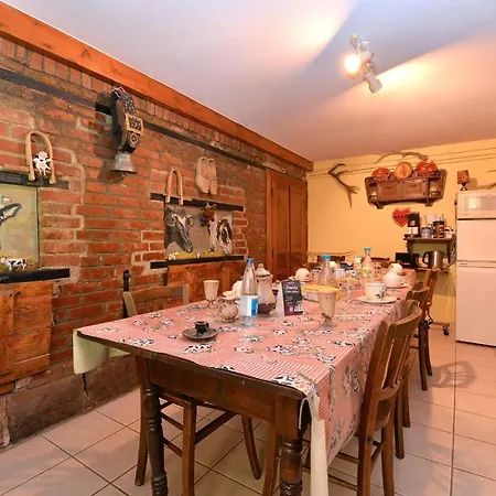 Ou D'hotes A La Ferme 3* オルベ