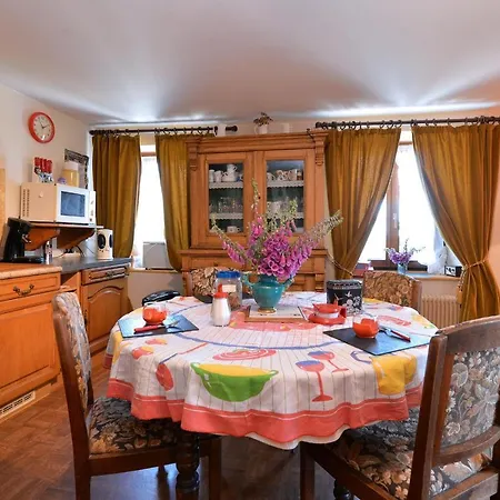 Ou D'hotes A La Ferme بيت ضيافة